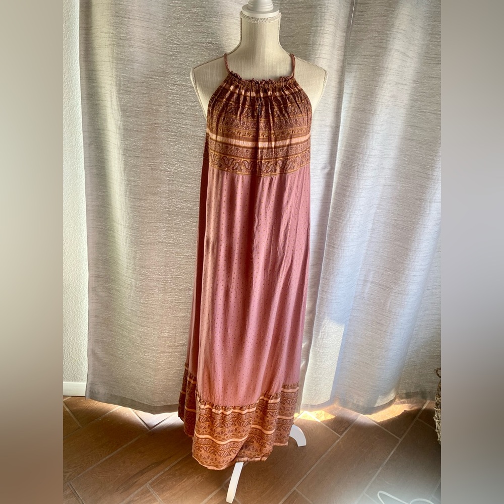 Beautiful WM maxi dress
